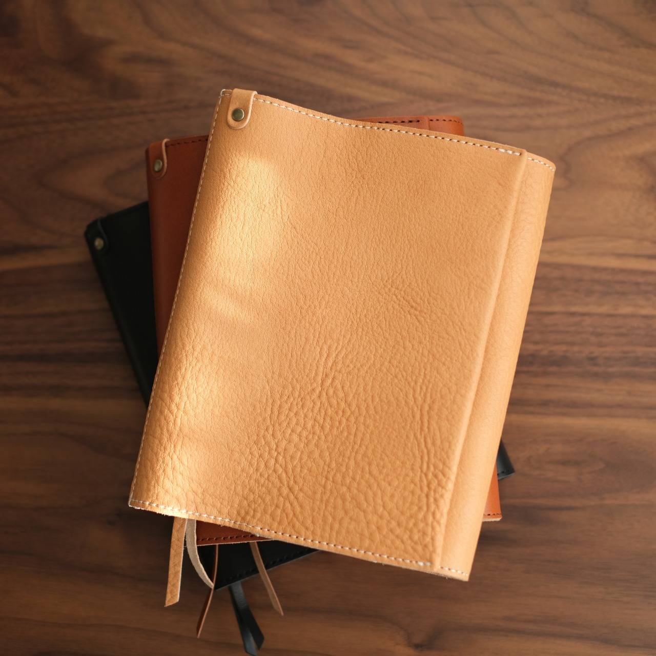 Notebook cover with pen holder, B6 size, Tochigi leather